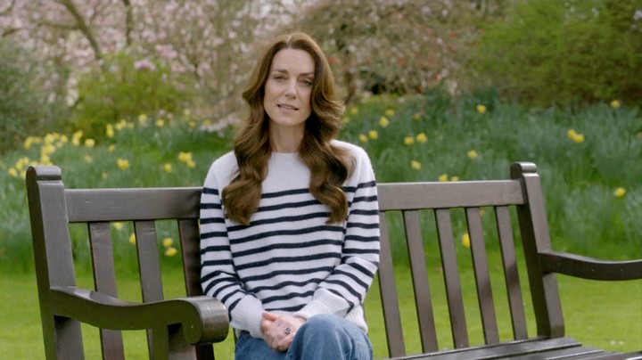 La princesa Kate informó a través de un video en marzo que debía iniciar un tratamiento por un cánder. Foto: AP  