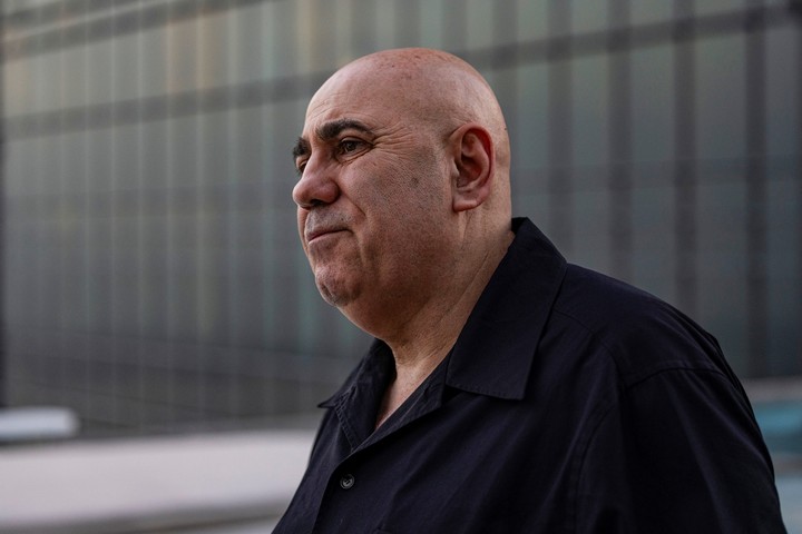 El productor musical ruso Iosif I. Prigozhin en los Emiratos Árabes Unidos en abril. Afirmó que el Kremlin había dado «carta blanca» a los músicos que estaban «más centrados en los intereses nacionales». Foto Katarina Premfors para The New York Times.