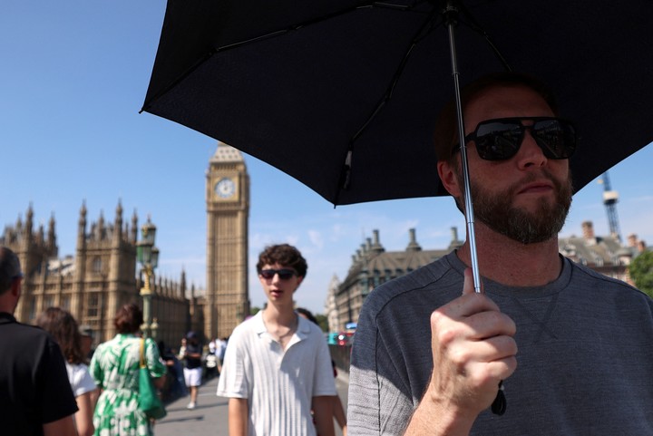 Se esperan 33 grados en Londres, este martes. Foto: EFE